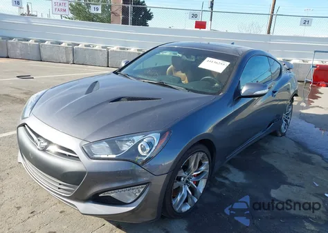 2016 Hyundai Genesis 3.8 Ultimate из США, поврежденный, VIN KMHHU6KJ5GU137272